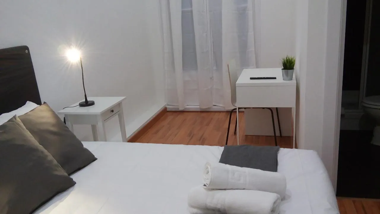 Hostal Siscinc (Adults Only) Barcelona 2*,  Spain